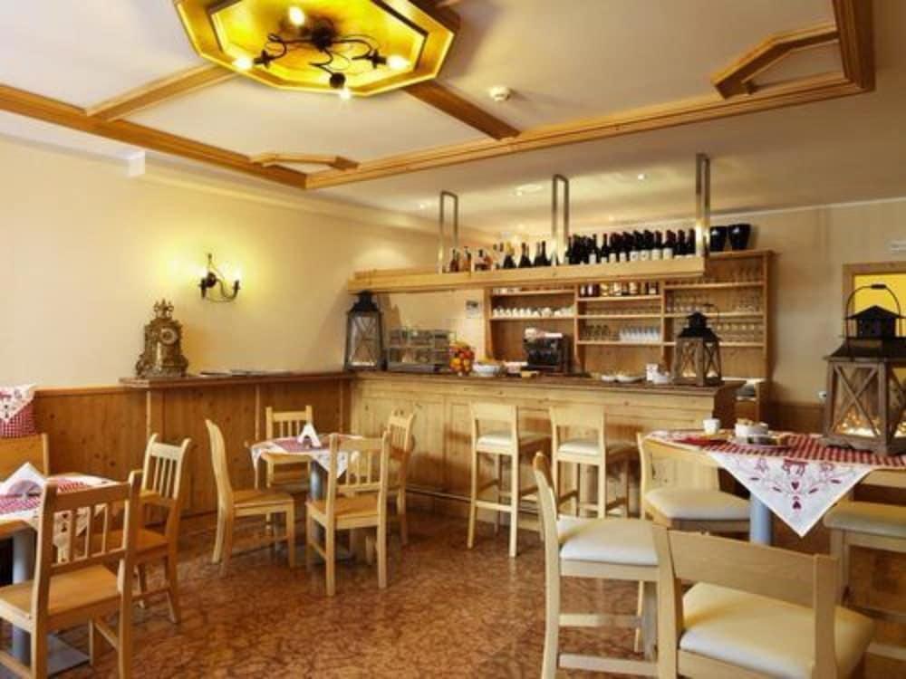 Radisson Residences Savoia Palace Cortina d’Ampezzo Extérieur photo
