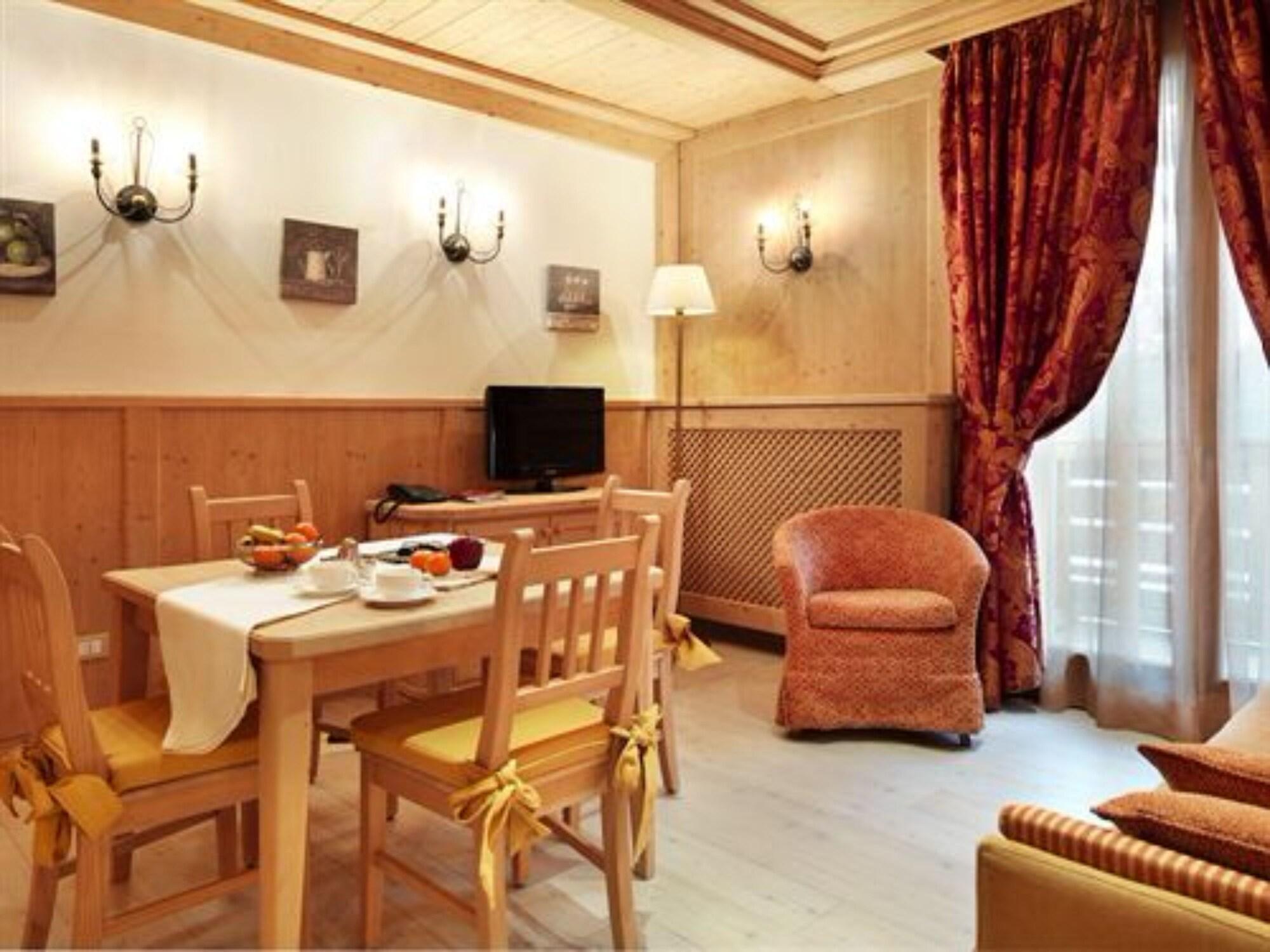 Radisson Residences Savoia Palace Cortina d’Ampezzo Extérieur photo