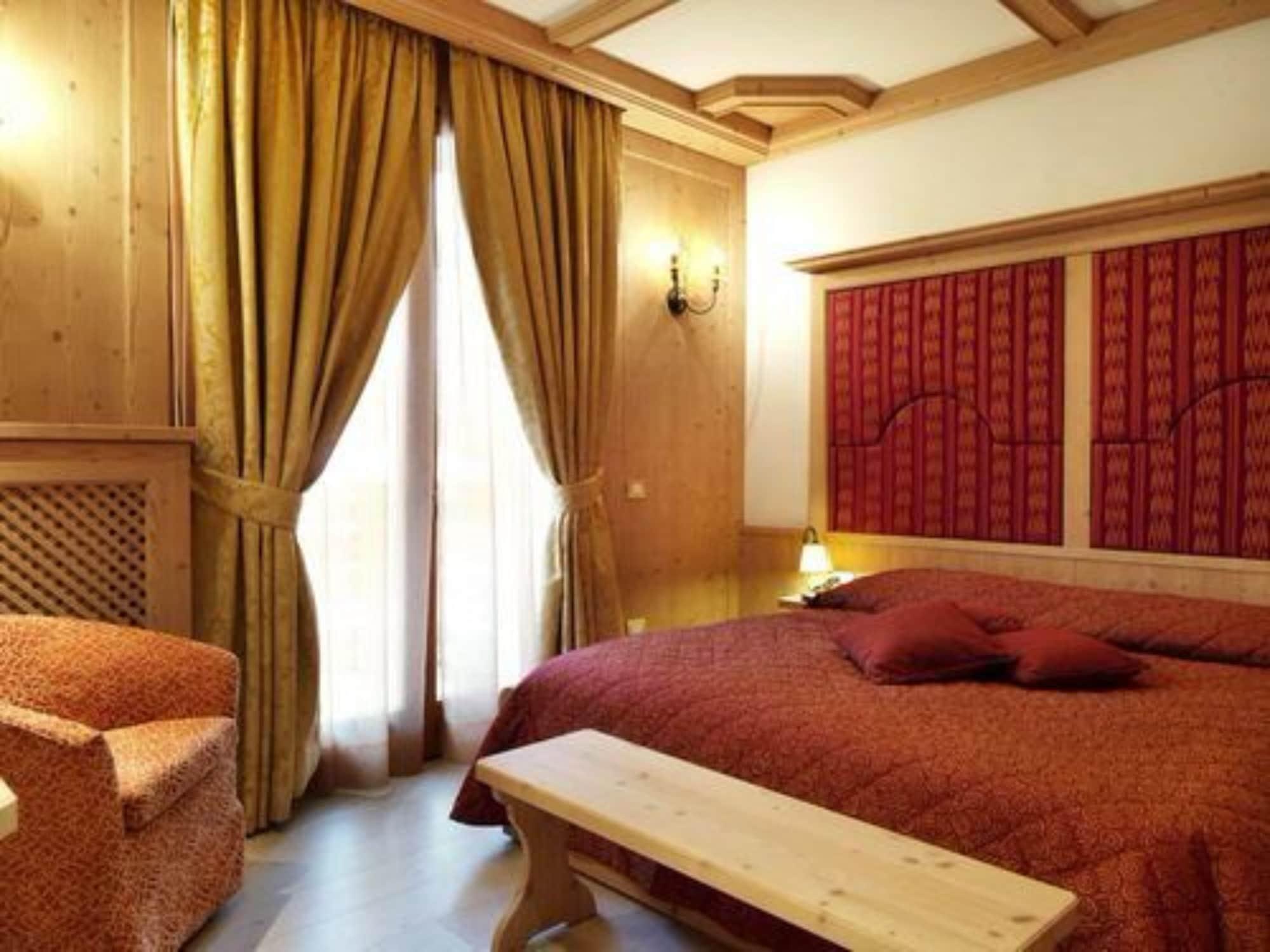Radisson Residences Savoia Palace Cortina d’Ampezzo Extérieur photo